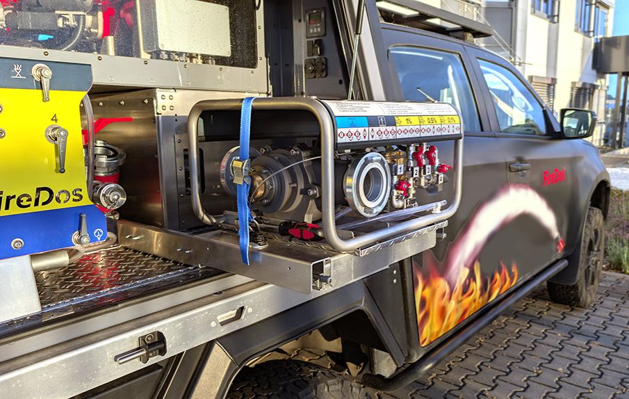 DZ1000 Tragbares Zumischsystem im FireDos Truck DZ1000 Tragbares Zumischsystem im FireDos Truck